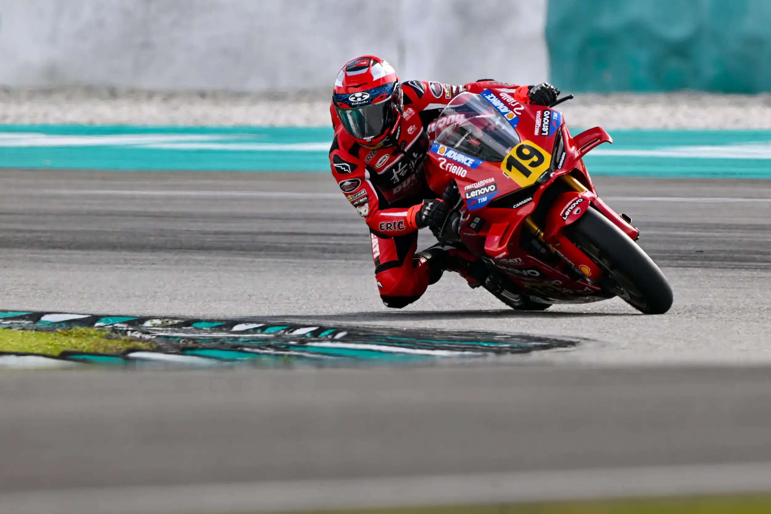 CHI CHUEN FASTEST ON DAY ONE