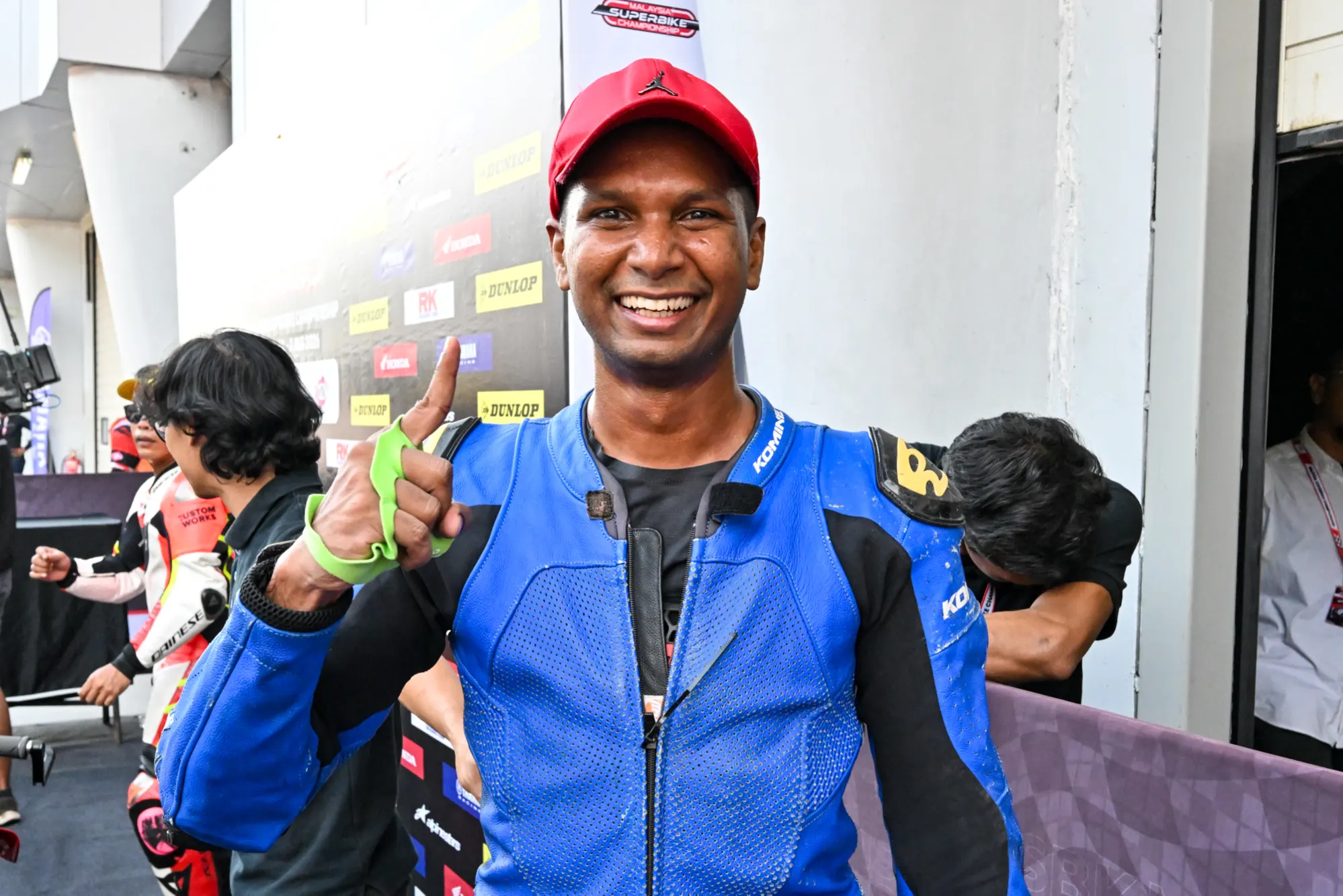 5 IN A ROW FOR SANTHIRAN